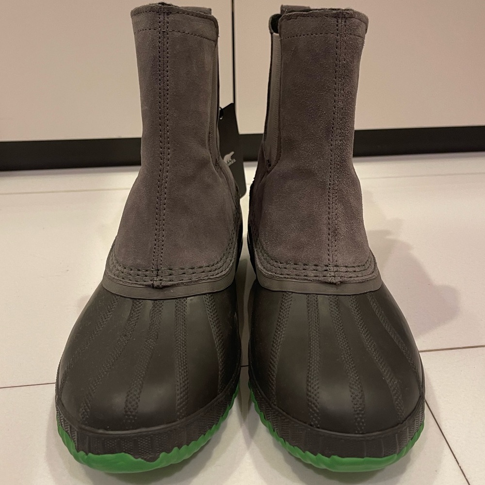 Children’s Sorel snow boots size 6